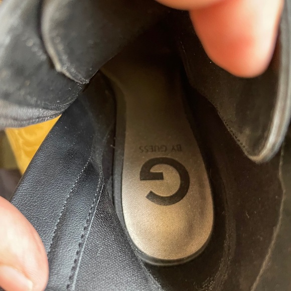 G by Guess Lace-Up Heels EUC Size 6.5M - Picture 8 of 8